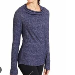 Athleta cowl neck pull over, size L in blue
